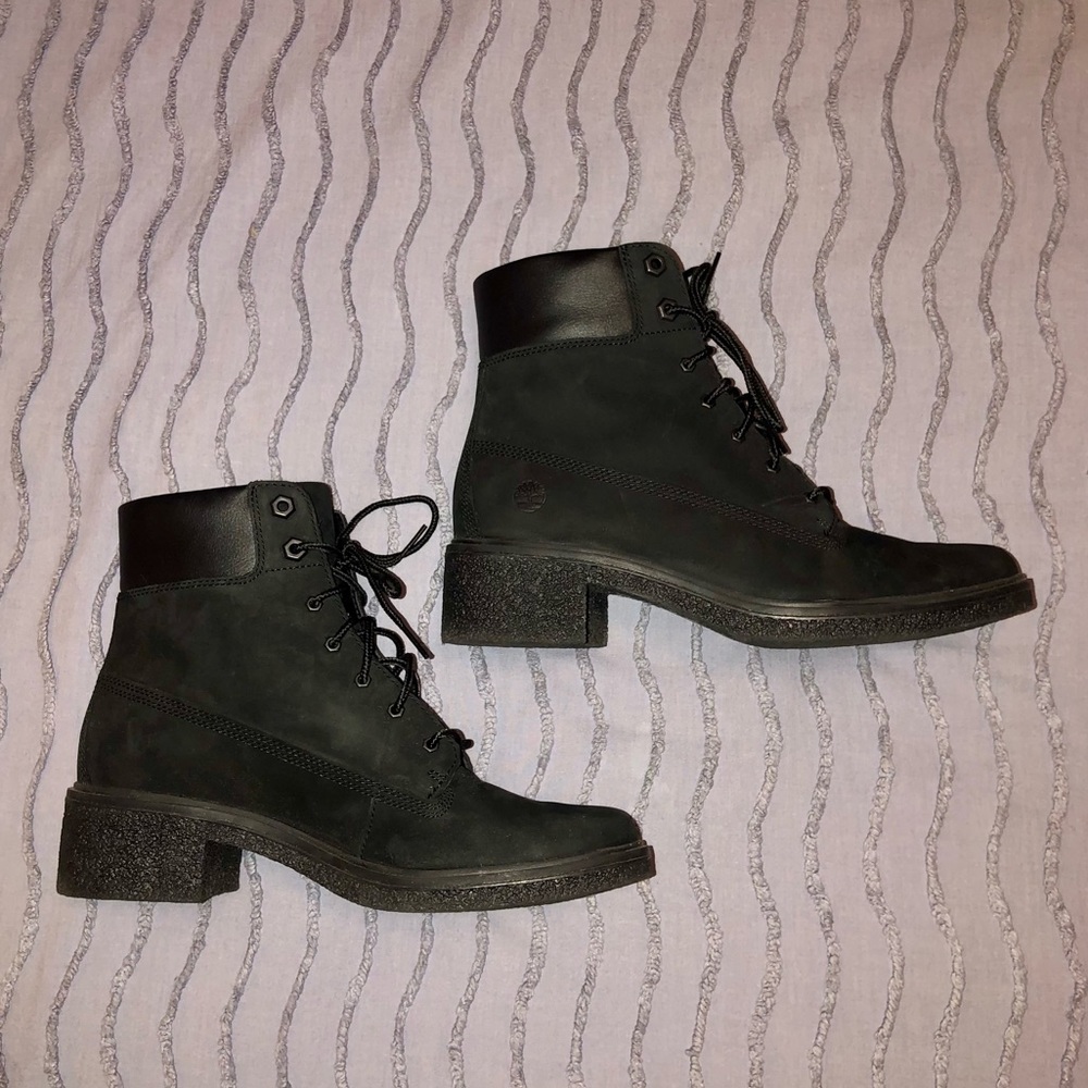 Timberland Black Suede Lace Up Boots - Size 8